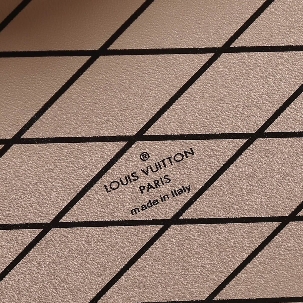 LV PETITE MALLE V