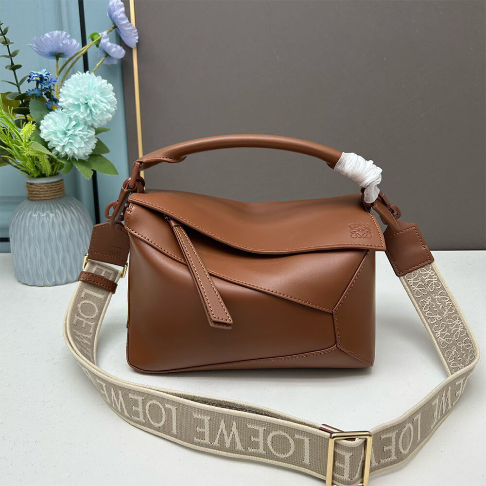 L0ew* Small Puzzle Bag