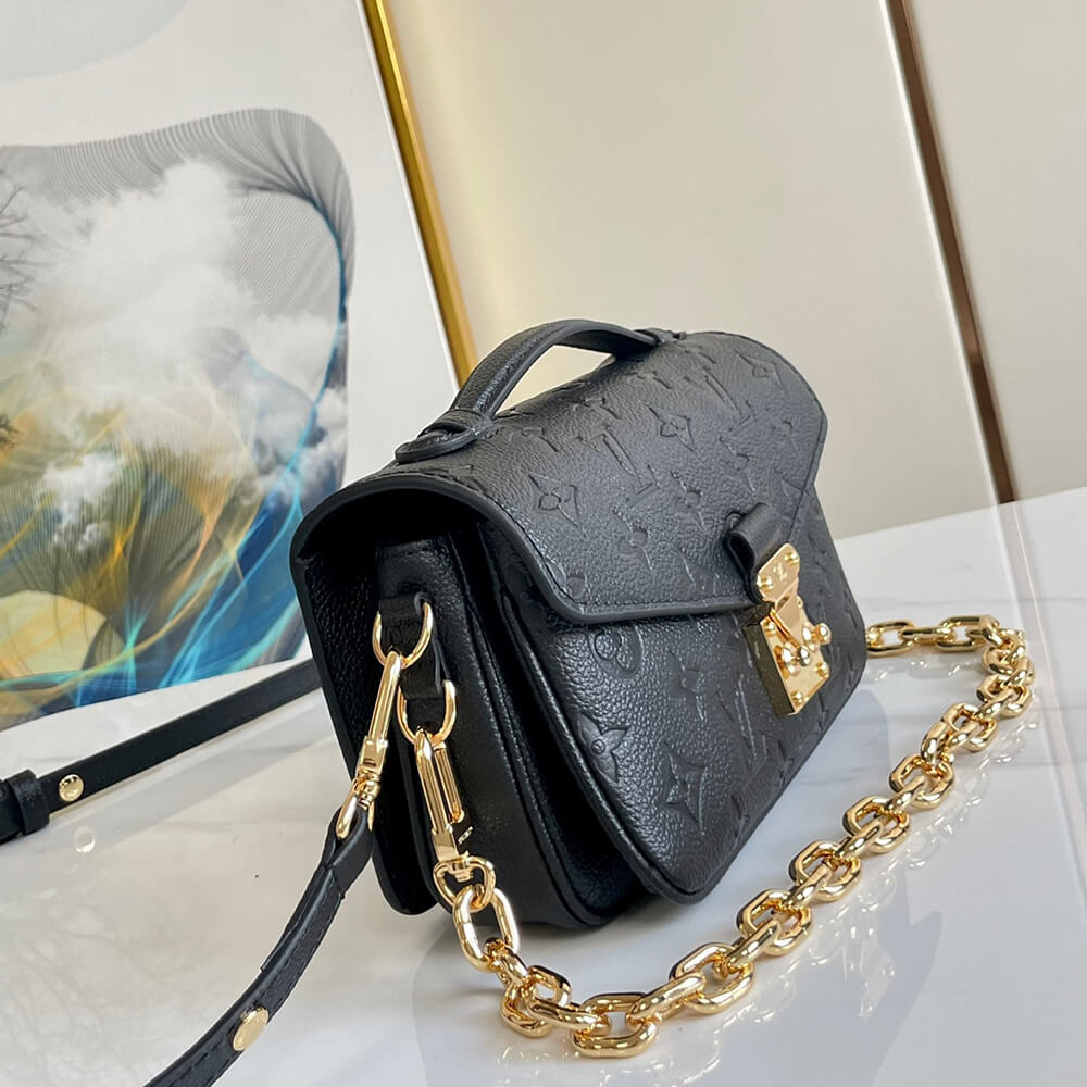 LV Pochette Metis East West