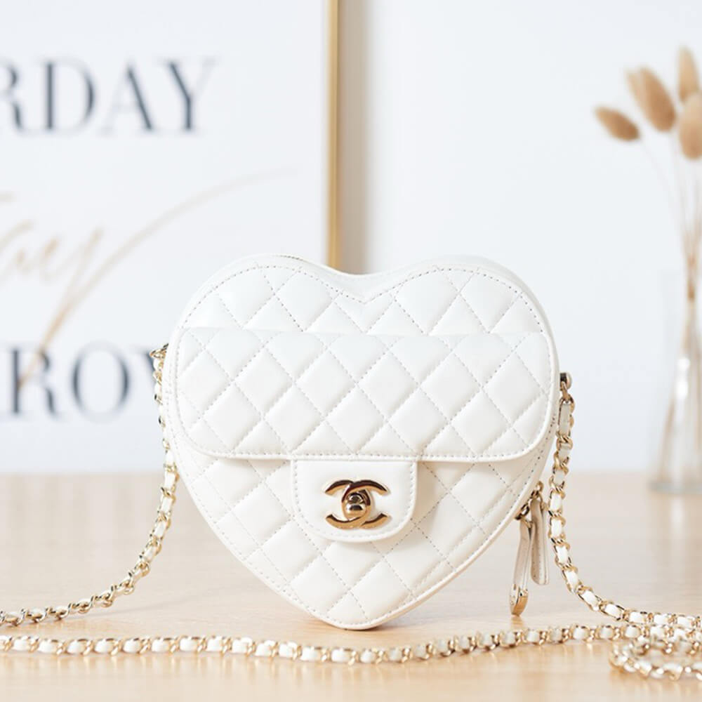 Ch**el 22s Heart Bag(HIGH-END GRADE)