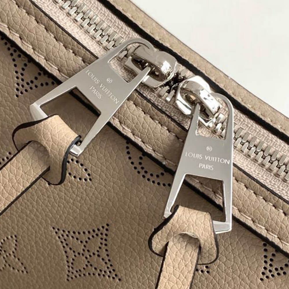 LV Hand It All PM