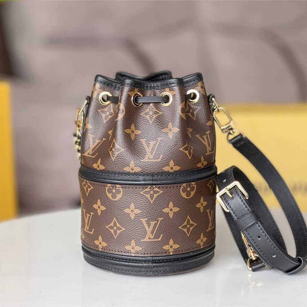 LV Canoe