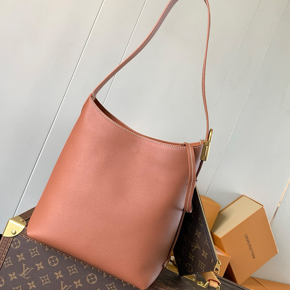 LV Low Key Hobo PM