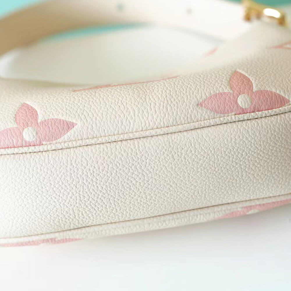 LV Mini Moon