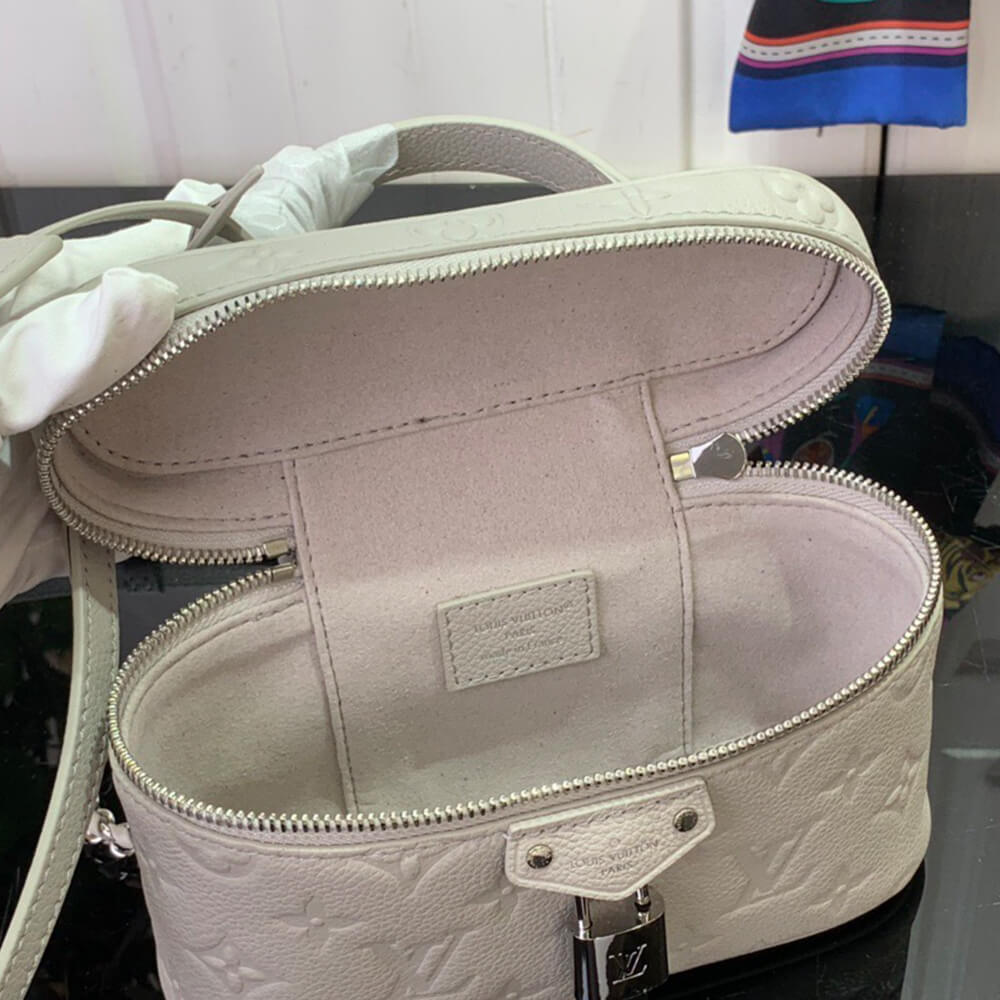 LV Vanity Chain Pouch(HIGH-END GRADE)