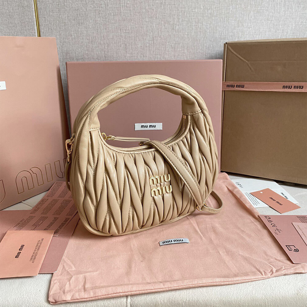 Small Wander matelasse nappa leather hobo bag(HIGH-END GRADE)