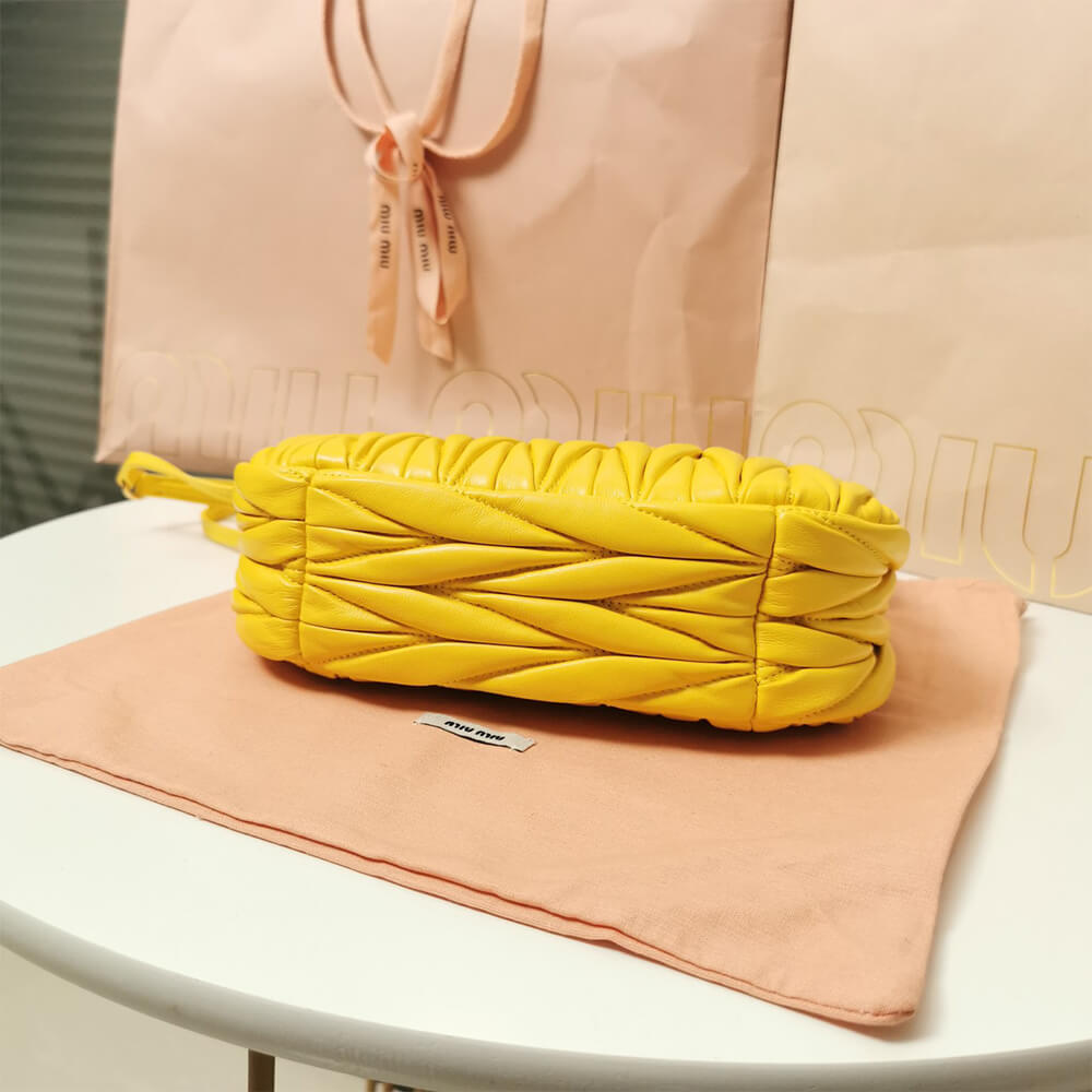 Small Wander matelasse nappa leather hobo bag(HIGH-END GRADE)