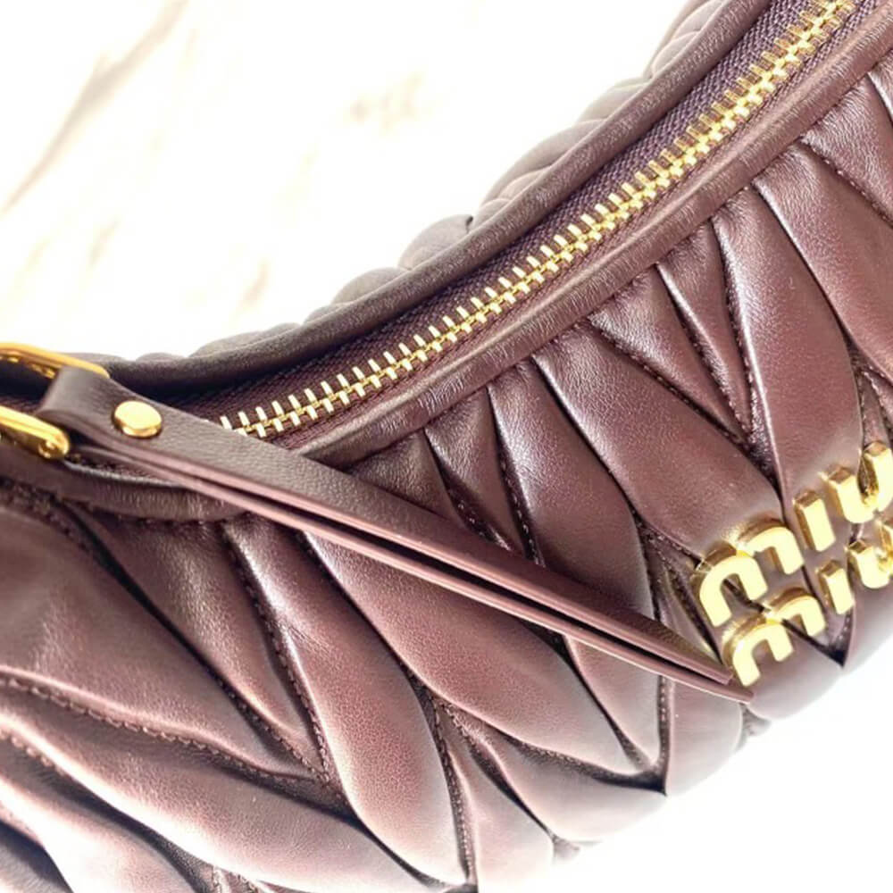 Small Wander matelasse nappa leather hobo bag(HIGH-END GRADE)