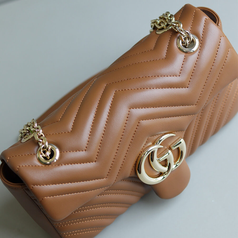NEW GG Marmont medium shoulder bag