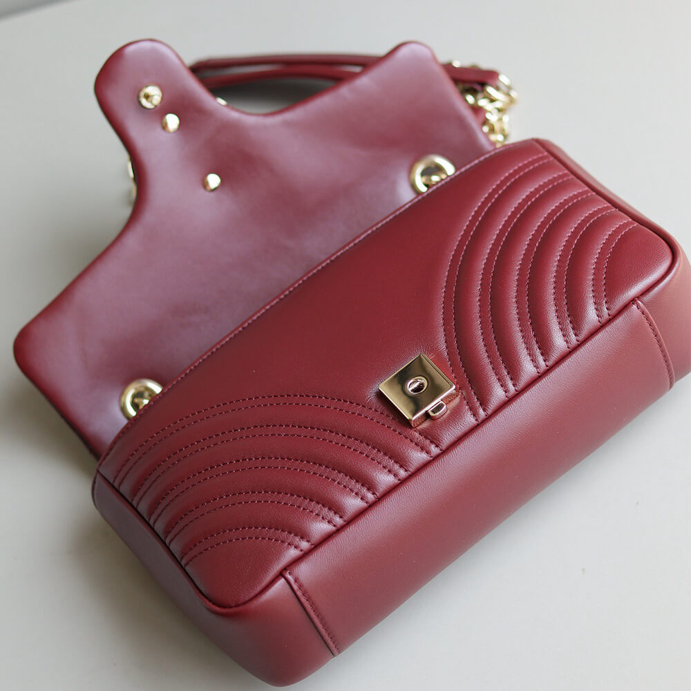 NEW GG Marmont medium shoulder bag