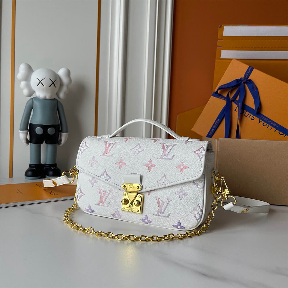 LV Pochette Metis East West