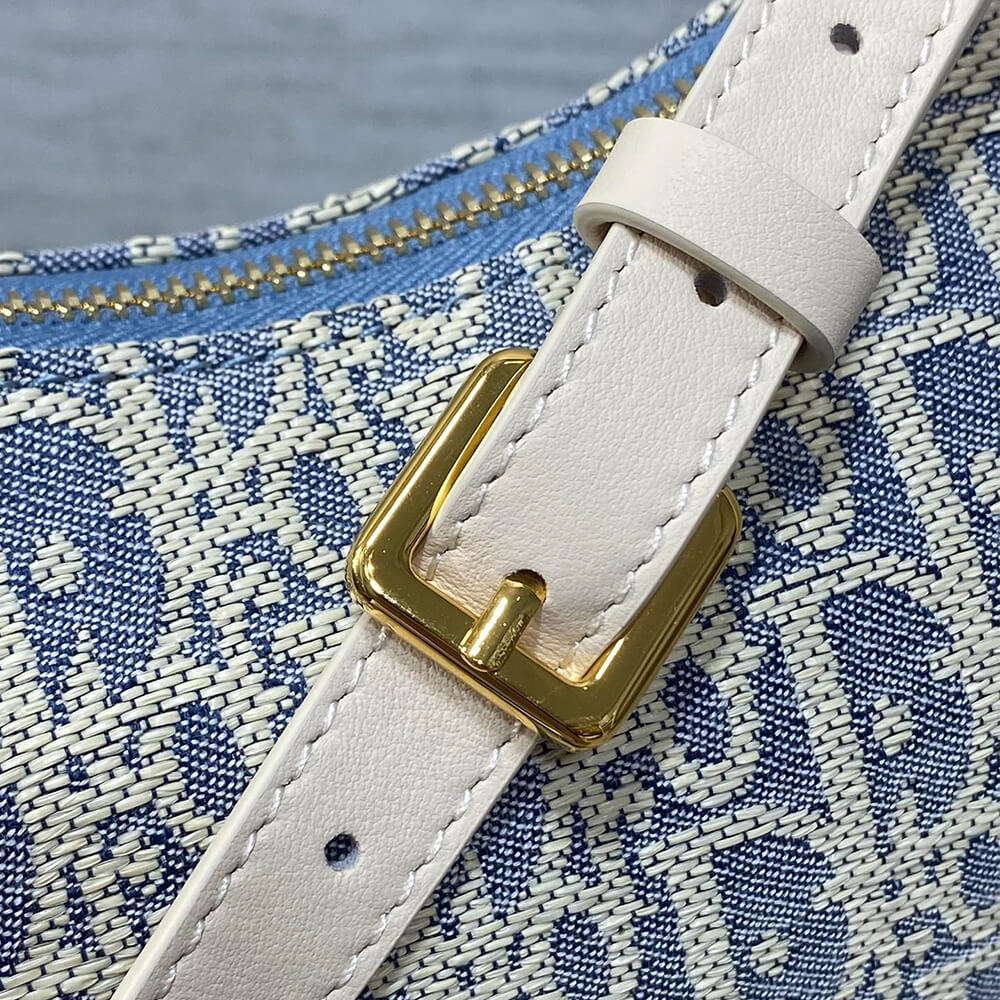 30 Montaigne Cigale mini bag