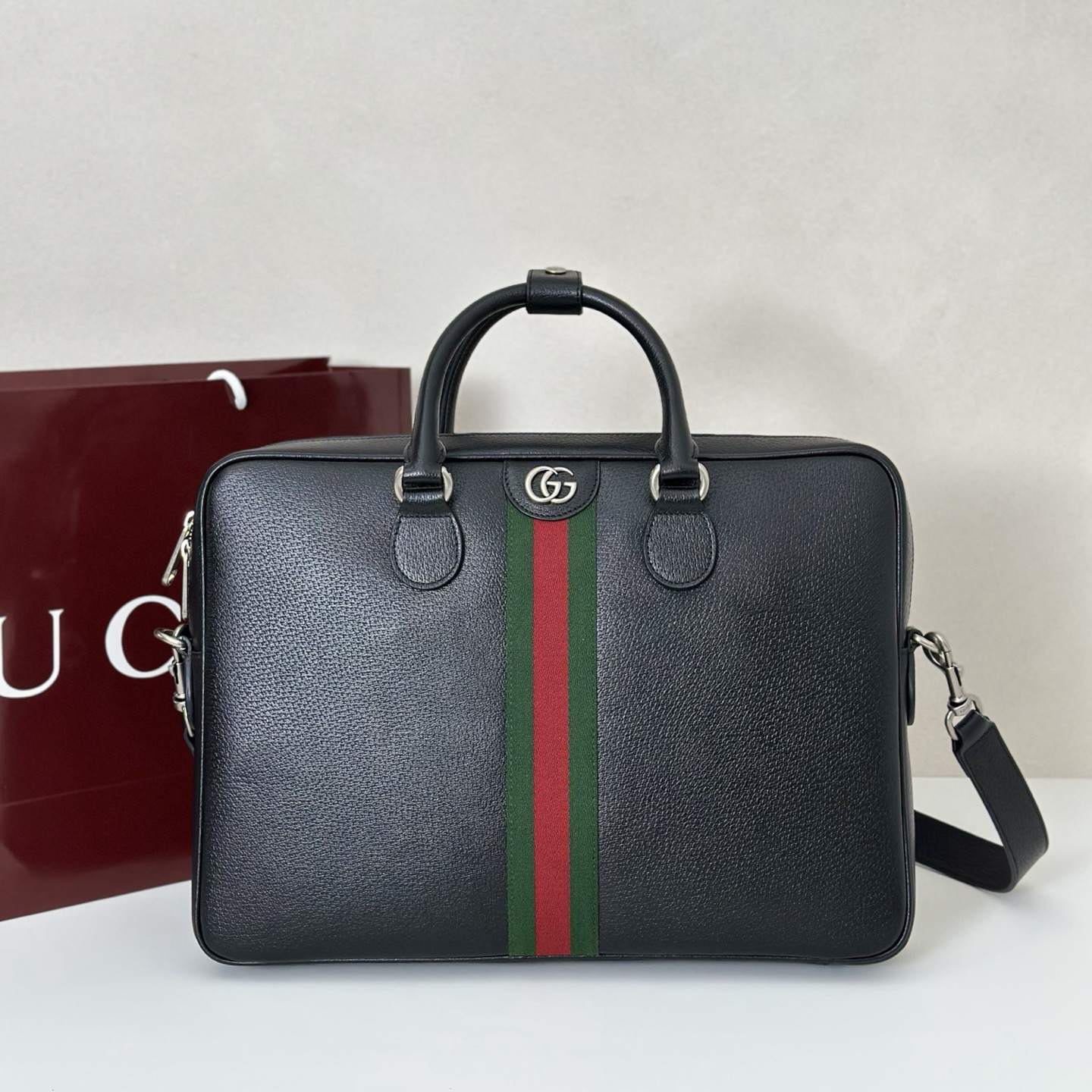 GG Emblem medium duffle bag(HIGH-END GRADE)