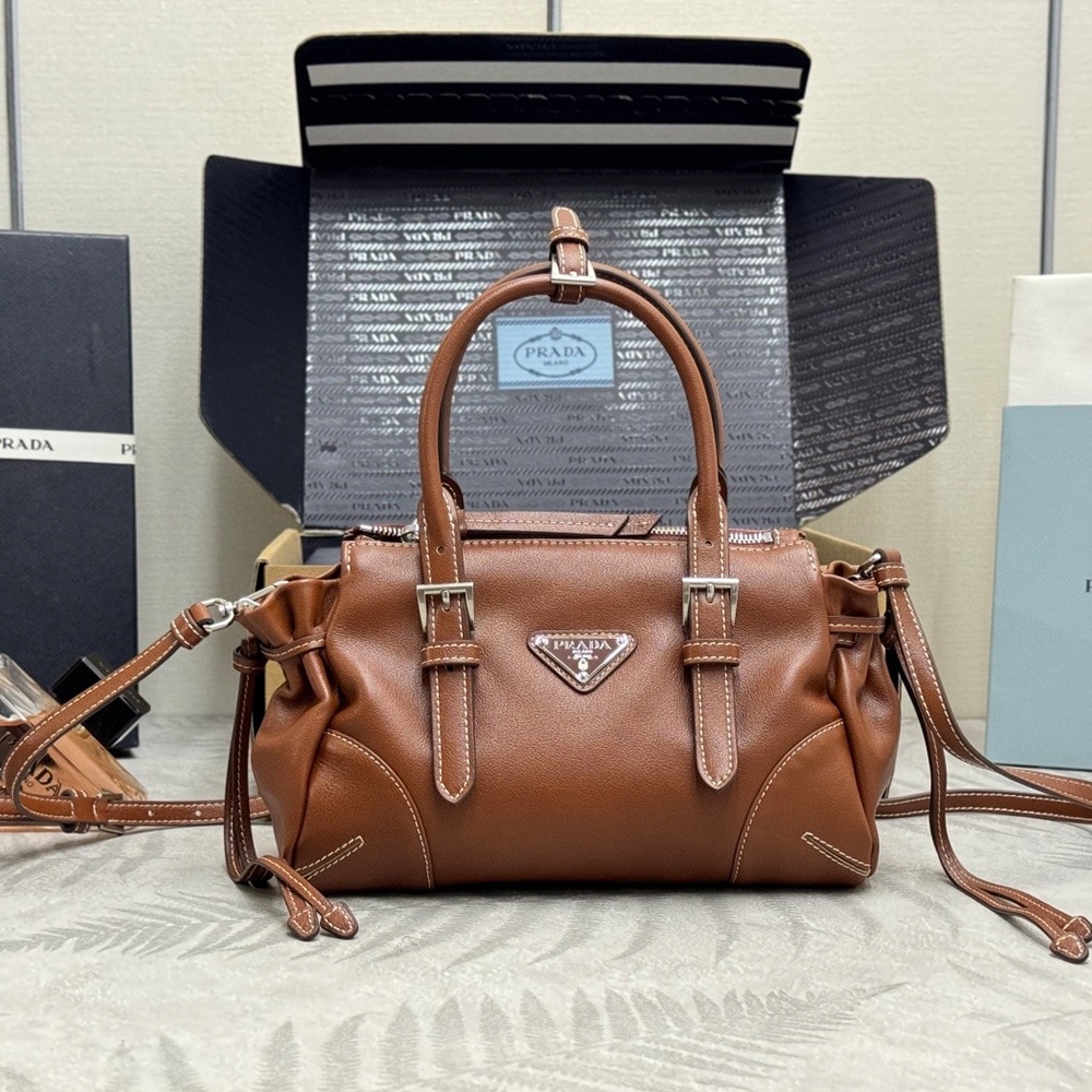 Pra*a Bonnie small leather bag(HIGH-END GRADE)